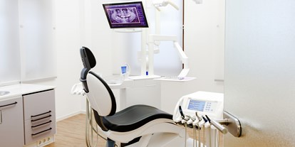 Praxen - Ästhetische Zahnmedizin: Rot-Weiß-Ästhetik - Dr. Heiko Ehlers Zahnarzt in Kiel - Dr. Heiko Ehlers