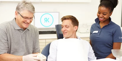 Praxen - Implantate: Keramikimplantate - Zahnbehandlung Zahnärztehaus ROT in Stuttgart - Zahnärztehaus ROT