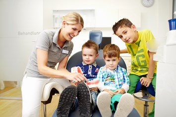Praxis: Kinderzahnheilkunde Zahnärztehaus ROT in Stuttgart - Zahnärztehaus ROT